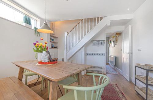 Reydon Casa | Seagrass Cottage in Southwold, Stunning Property with Views!