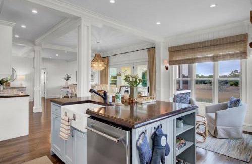 Isle of Palms Casa | Seagrass Lane 25 by Wild Dunes, Home with Marsh View and Resort Amenity Access