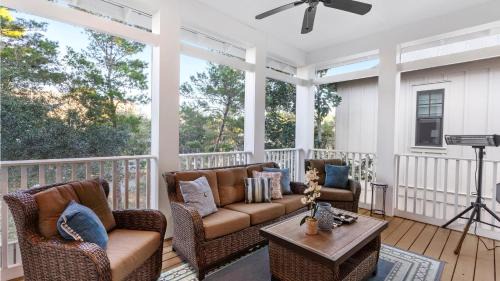 Seagrove Beach Casa | Seagrove Gardens Mins to the Beach Santa Rosa Retreat w Golf Cart A Design
