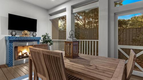 Seagrove Beach Casa | Seagrove Gardens Mins to the Beach Santa Rosa Retreat w Golf Cart A Design