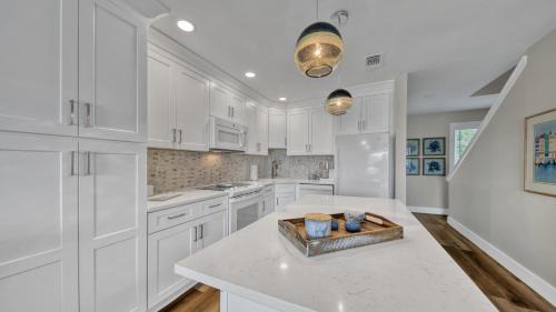 Santa Rosa Beach Casa | Seahaunts 6A - Steps to the beach updated in 2022 south side of 30A