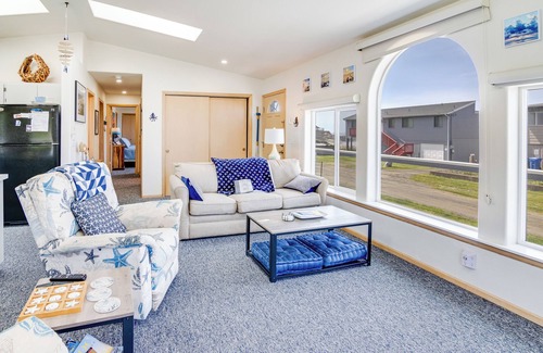 Yachats Casa | Spencer Street Retiro