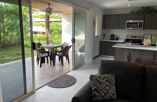Barrio Los Faroles Condominio | Seahorse Beach House 4 bedroom Ciudad Del Mar