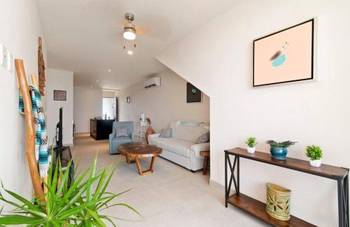Akumal Apartamento | Seahorse Private Rooftop Hot tub Ocean View Beach Access 11 Pools