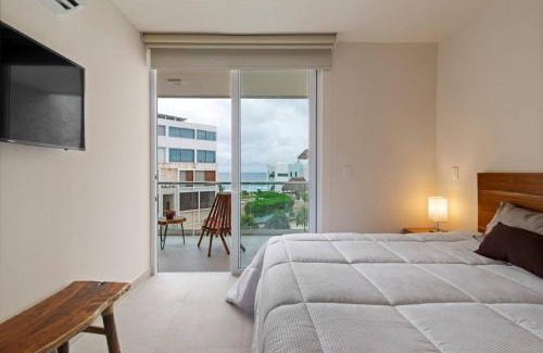 Akumal Apartamento | Seahorse Private Rooftop Hot tub Ocean View Beach Access 11 Pools