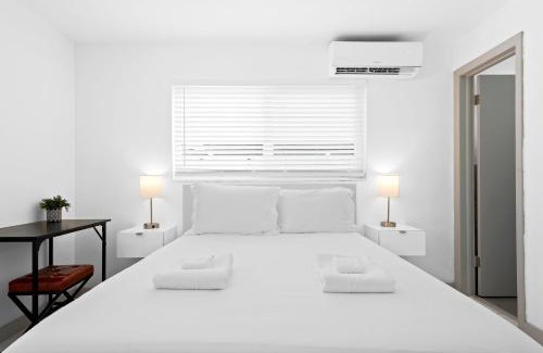 Deerfield Beach Apartamento | SeaI - Unit H with pool