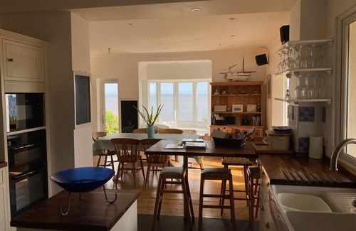 Mousehole Villa | 'Como estar en una isla' Vistas soñadoras al mar, jardín cerrado, acceso al mar, 4-12