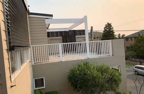 Freshwater Apartamento | Sealoc Beach Apartment - Escape to this exquisite two-bedroom house/apartment nestled amidst lush tropical gardens with views of Curl Curl Beach: