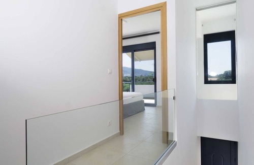 Katsifariana Villa | Seametry Luxury Living Villa
