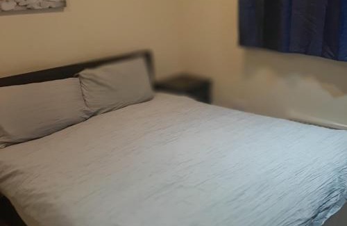 Thamesmead East Casa | Seans Budget Rooms