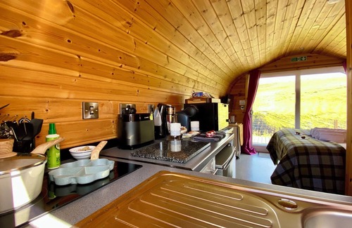 Aird Uig Cama Y Desayuno | SEApods Luxury Glamping - Isle of Lewis