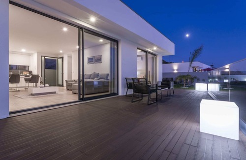 Arco da Calheta Casa | Searenity Vacations Home I by An Island Apart