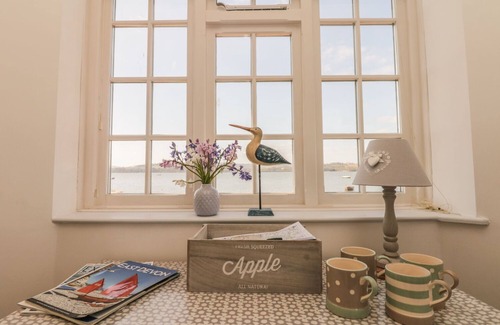 Exmouth Cabaña | SEARLES, admite mascotas, con un jardín en Lympstone, Ref 980889