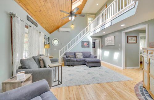 Searsport Casa | Searsport Paradise with Private Pool and Patio!