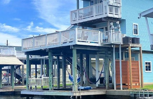 Isla Del Sol Casa | Seas the Day - Amazing 360 Water Views from Tallest Deck in the Area - Easy Walk to Beach