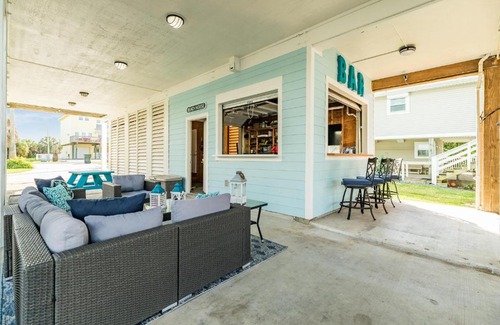 Isla Del Sol Casa | Seas the Day - Amazing 360 Water Views from Tallest Deck in the Area - Easy Walk to Beach