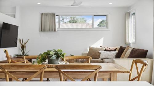 Sawtell Casa | Seas the Day - Modern Townhouse in Sawtell Village