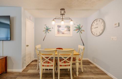 Bahama Beach Casa | Seas The Day, Pet Friendly Walk to beach!