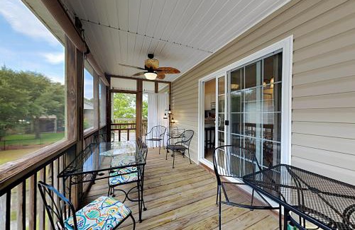 Tranquil Harbour Casa | Seas the Day