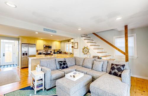 Wells Beach Casa | Seas the Day