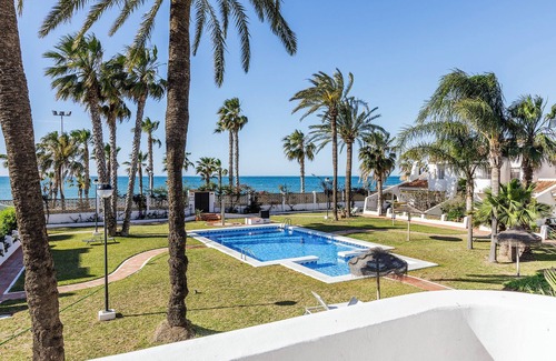 Caleta de Velez Casa | MARES - TRAIÑAS