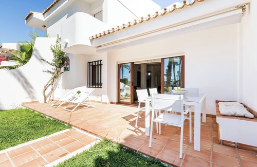 Caleta de Velez Casa | MARES - TRAIÑAS