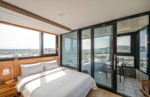Hallim Casa | Seasaide View Pension 2