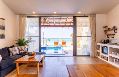 Chaloklum Casa | SeaSalt BeachFront Holiday Home, Private pool, 2 Bedroom house