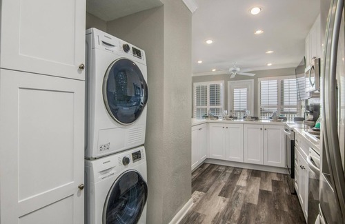 Galveston Condominio | Seascape 2110 2 Bedroom Condo by RedAwning