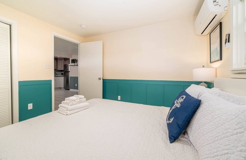 Chic's Beach Apartamento | Seascape Lux Suite / Newly Renovated
