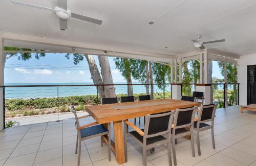 Clifton Beach Casa | Seascape Luxury Beachfront House