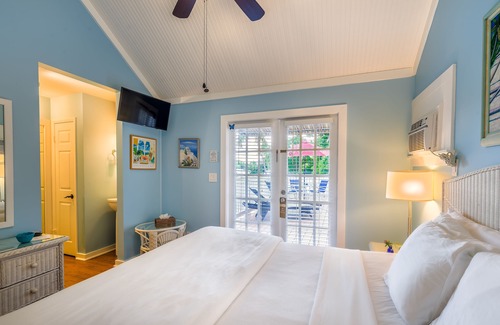 Downtown Cama Y Desayuno | Seascape Tropical Inn - Adult Exclusive