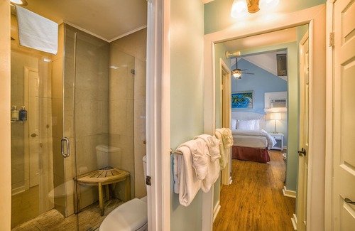Downtown Cama Y Desayuno | Seascape Tropical Inn - Adult Exclusive