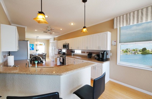 Spring Hill Casa | Seascape - WHOLE HOUSE 360 water views, pool, gulf