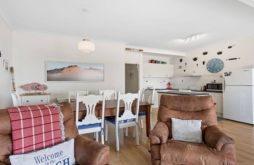 Lake Wangary Casa | Paisaje marino: maravillosas vistas al norte, limpio, modernizado y bellamente decorado