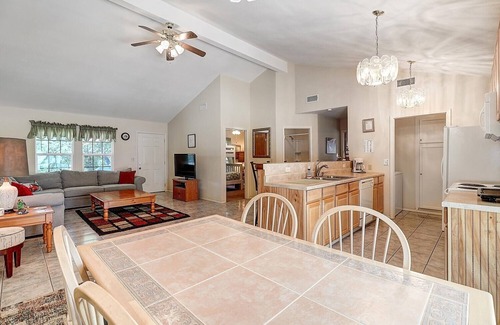 Rockport Casa | Seashell Memories 2 Bedroom Home by RedAwning