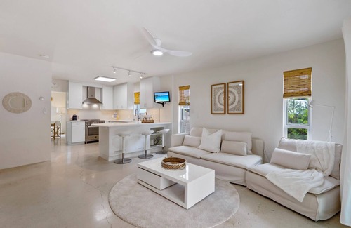 Lake Park Casa | Seashell Retreat