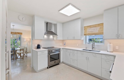 Lake Park Casa | Seashell Retreat