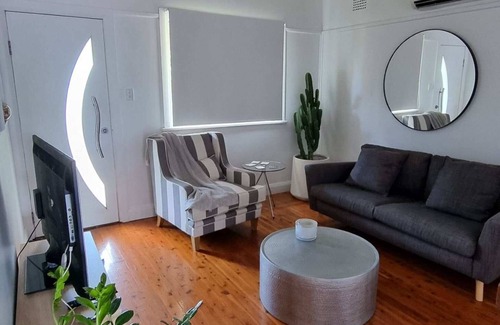 Umina Beach Casa | Seashells at Umina Beach