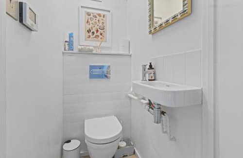 Pevensey Casa | Seashells-Stylish Coastal Living