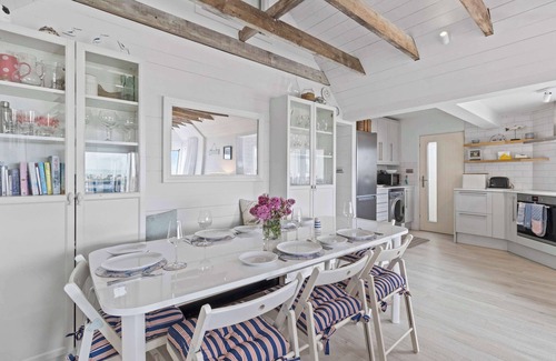 Pevensey Casa | Seashells-Stylish Coastal Living
