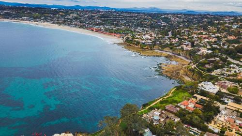 Village of La Jolla Apartamento | Seashore Buyout by AvantStay Sleeps 21 7 Spaces