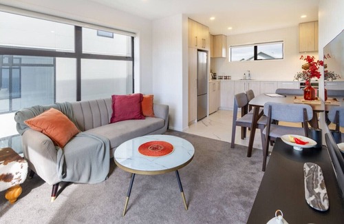 New Brighton Apartamento | Seaside 2 Bed 2 Bath Haven Short Walk to the Beach