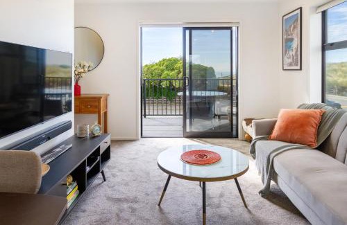 New Brighton Apartamento | Seaside 2 Bed 2 Bath Haven Short Walk to the Beach