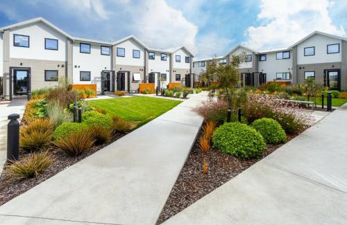 New Brighton Apartamento | Seaside 2 Bed 2 Bath Haven Short Walk to the Beach