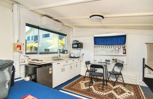 Westport Cabaña | Seaside beach studio loft, sheltered garden and cycle trail access. Great value.