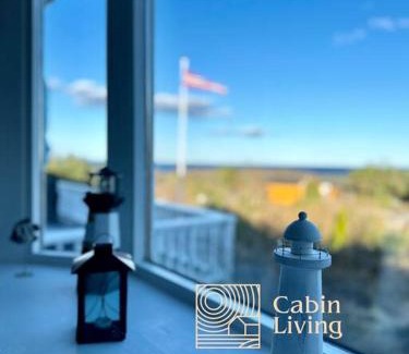 Lillesand Casa | Seaside cabin with terrace and ocean view