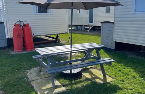 Prestatyn Cabina | Seaside Caravan Retreat in Prestatyn