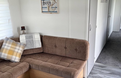 Prestatyn Cabina | Seaside Caravan Retreat in Prestatyn