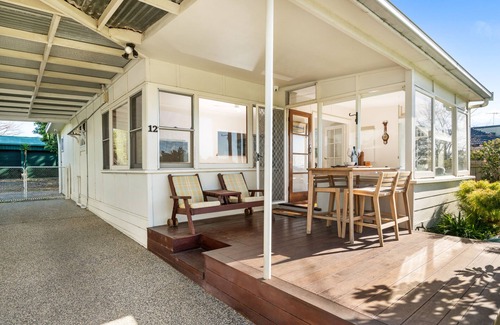 Portarlington Casa | Seaside Chic: stylish, private, conveniently located, minutes from beach/ town